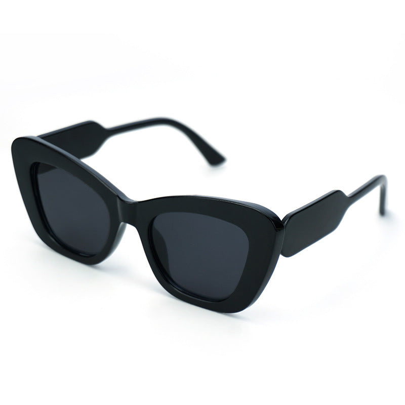 Damen Cat-Eye Sonnenbrille mit stilvollen Details Brehn