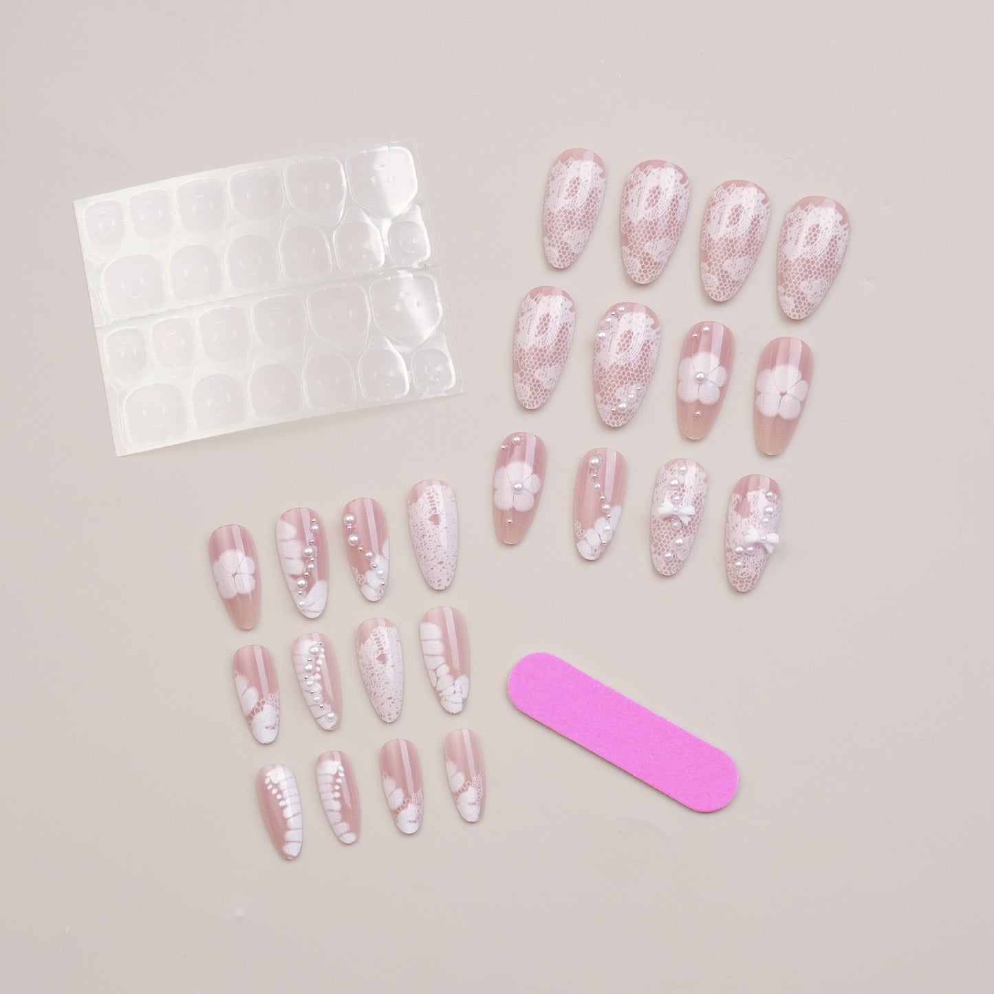 Elegante 3D Dekorative Nagelverzierungen Brehn