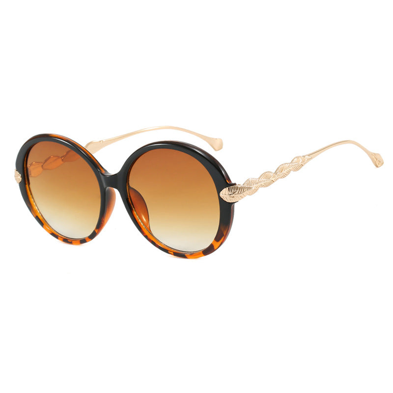 Damen große runde Sonnenbrille mit dekorativen Metallakzenten Brehn