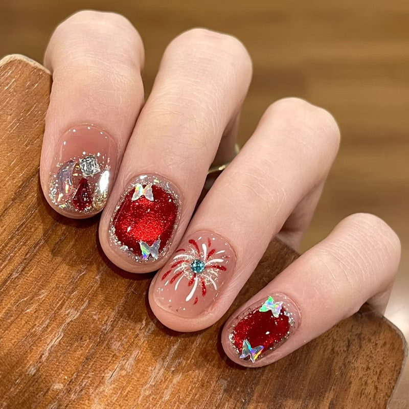 Kunstnagelset mit funkelnden Glitzer- und kreativen Designakzenten Brehn