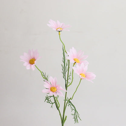 Dekorative Blumenarrangement für die Innenanzeige