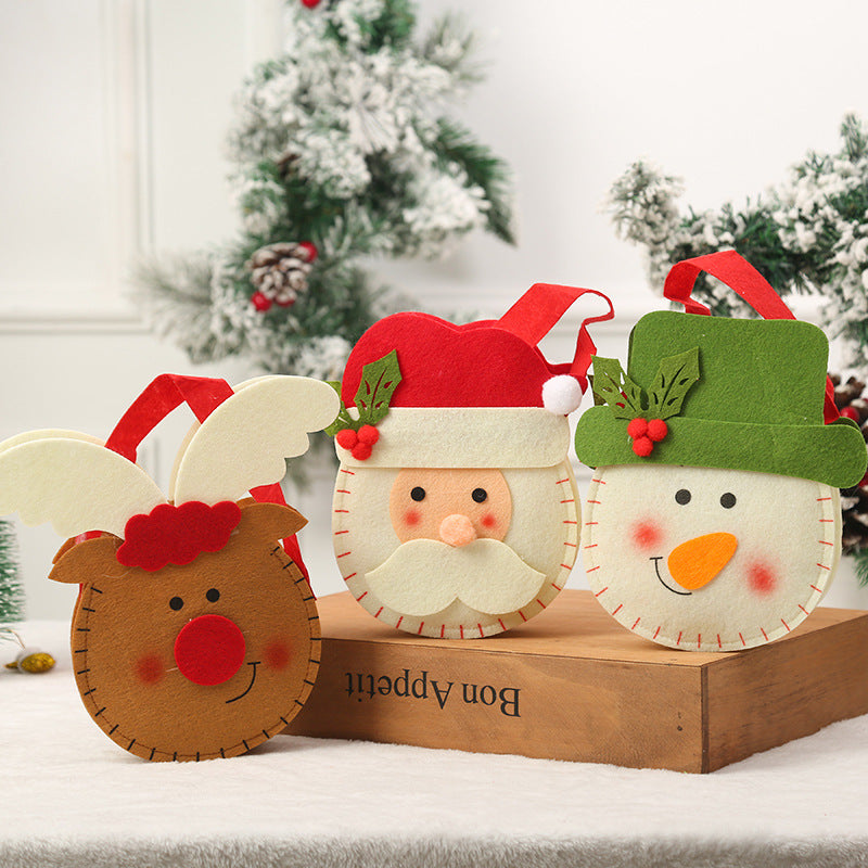 Niedlicher Weihnachtsgnom mit Geschenkesack Brehn