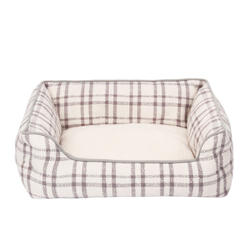 Gemütliches Plaid Hundebett