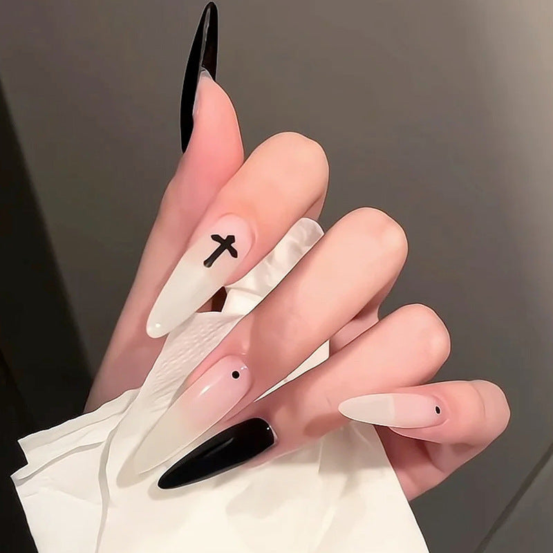 Elegantes Press-On-Nagelset mit Glitter- und Glanzfinish Brehn