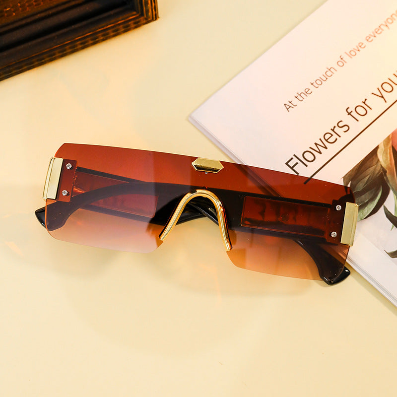 Damen geometrische Statement-Sonnenbrille Brehn