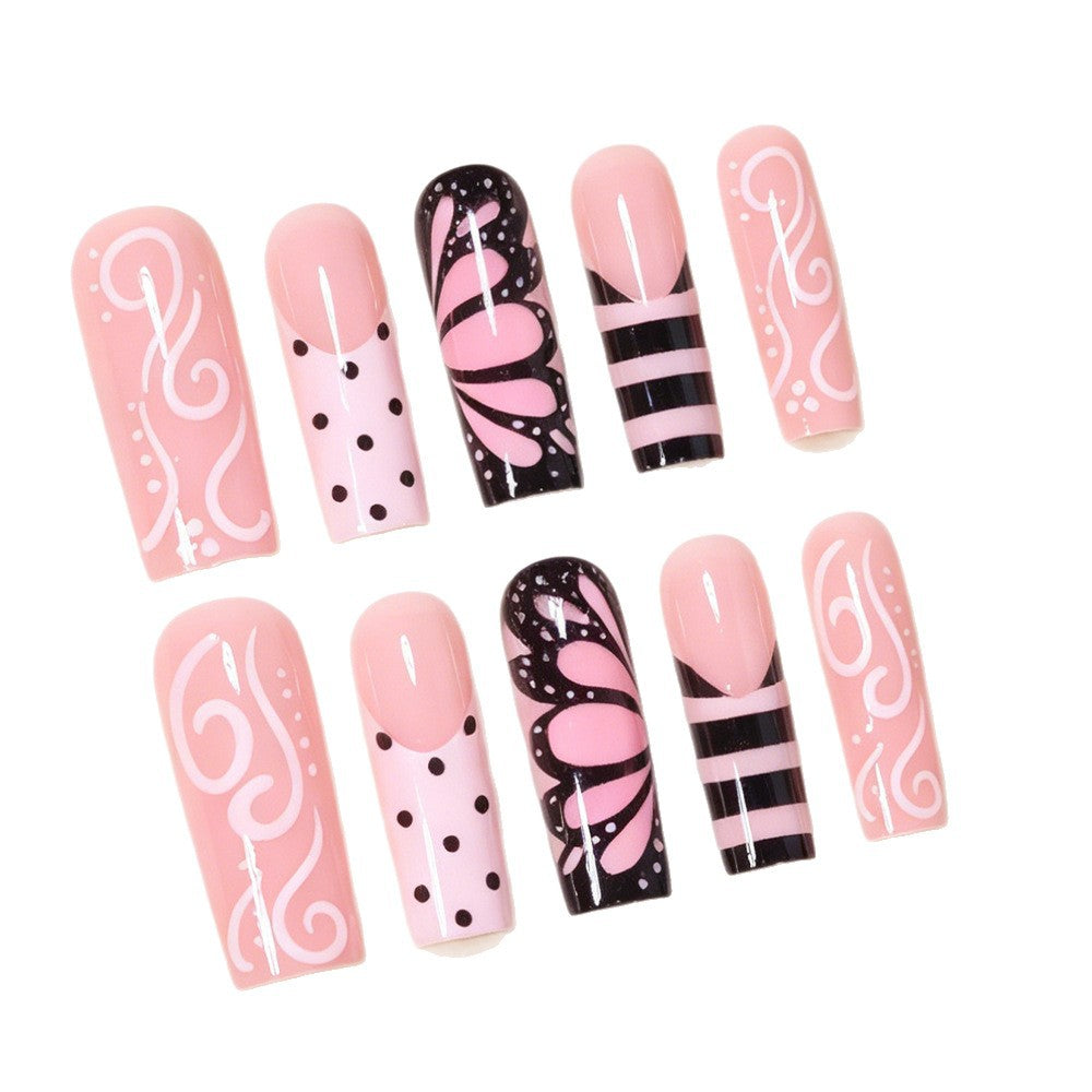 Künstlerisches Schmetterling Nageldesign Brehn