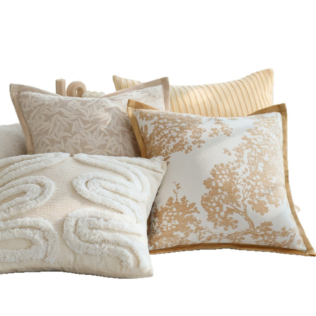 Quadratischer Zierkissenbezug mit feinem Jacquard‑Blattrelief, Paspelrand und pflegeleichtem Baumwoll‑Mix Brehn