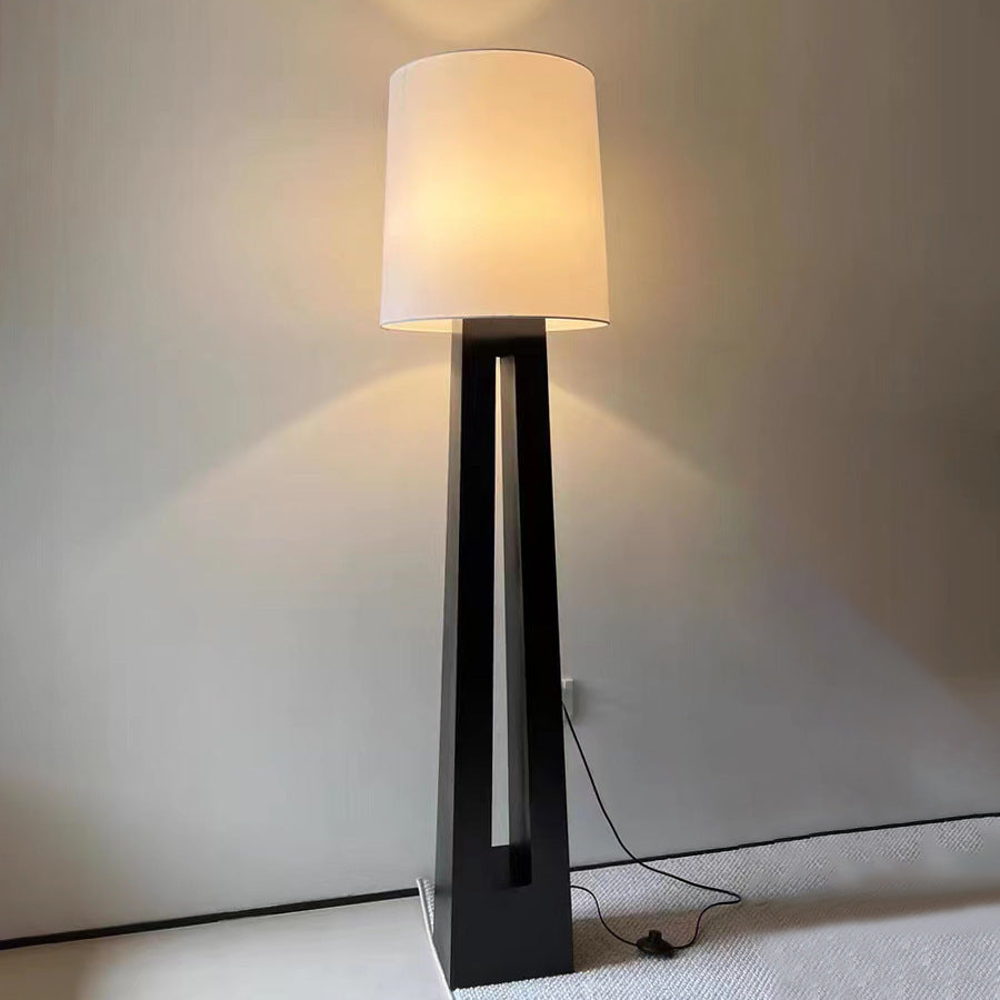 Moderne abstrakte Stehlampe