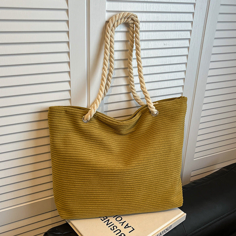 Stylische strukturierte Strandtasche Brehn