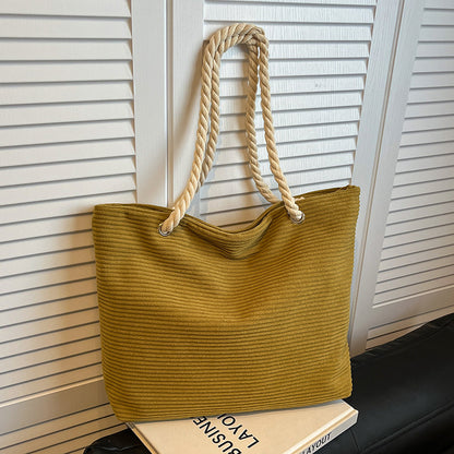 Stylische strukturierte Strandtasche Brehn