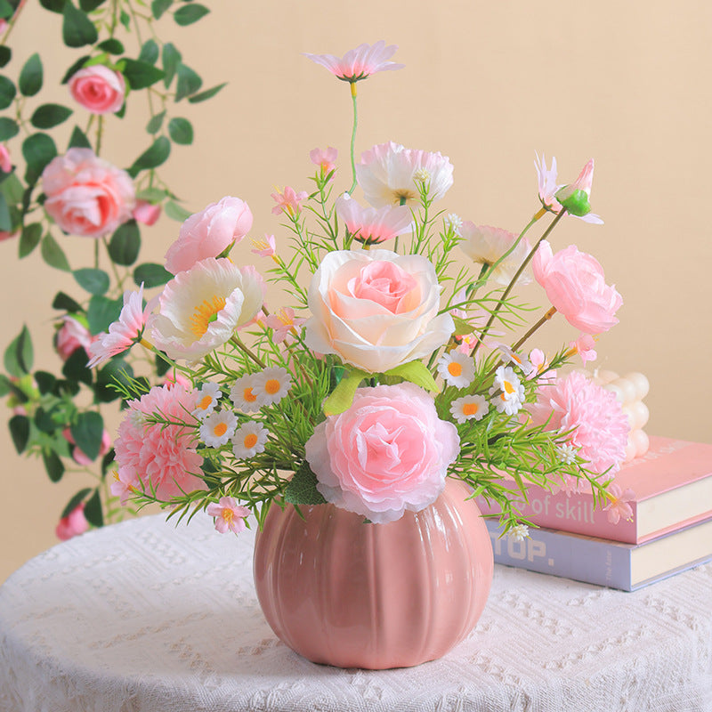 Dekorativer Kürbis Blumentopf