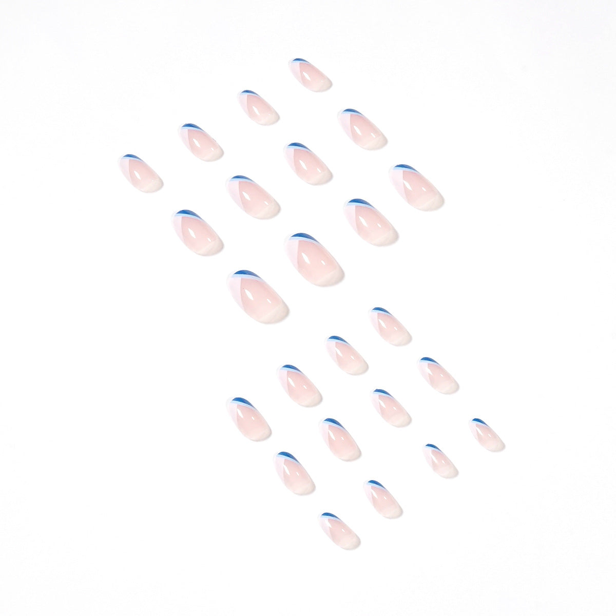 Kunstvolle Nagelkunst mit eleganten Spitzen und geometrischen Akzenten Brehn
