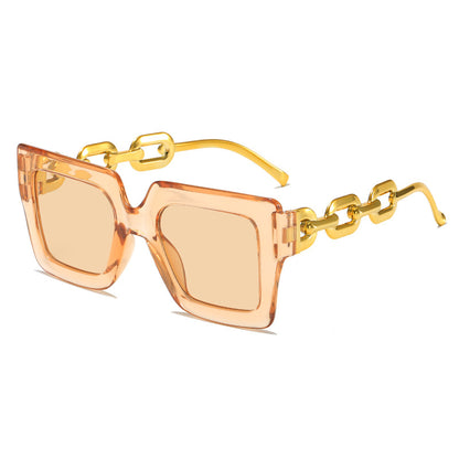 Damen Modische Sonnenbrille mit einzigartigem rechteckigen Rahmen und Kettendetails Brehn