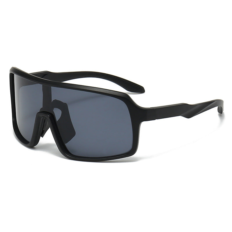 Damen modische Sonnenbrille im futuristischen Design mit großflächigen Gläsern Brehn