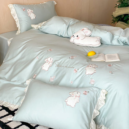 Besticktes Baumwoll-Satin Rüschenset mit Hasenmotiv