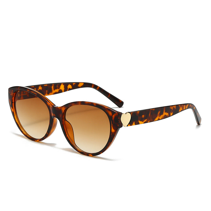 Damen Cat-Eye Sonnenbrille mit Herzmotiv Brehn