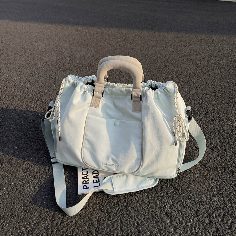 Multifunktionale Reisetasche mit verstellbarem Gurt Brehn