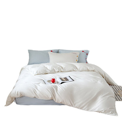 Baumwoll-Satin Wende-Bettbezug-Set mit bestickten Knopf-Details und tiefer Taschen-Spannbettlaken