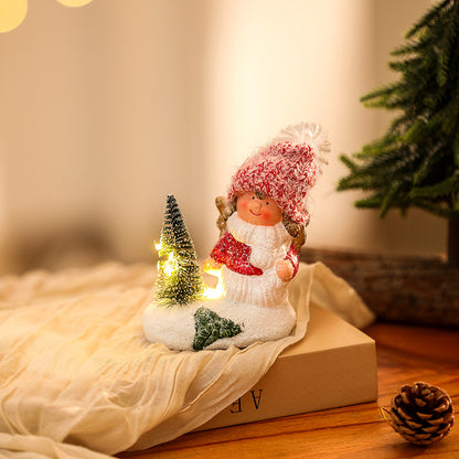 Niedliche Weihnachtsfigur mit Lichterschmuck Brehn