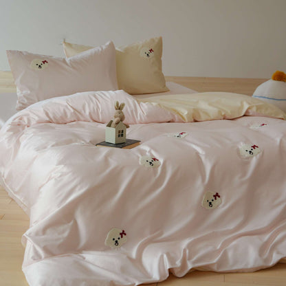 Bestickte Plüschpuppy Baumwollsatin Bettbezug Set