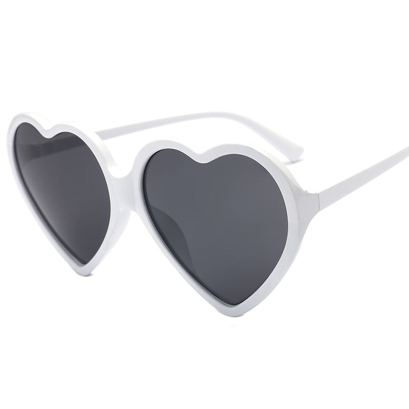 Damen Herzförmige Sonnenbrille mit stylishem Rahmen Brehn