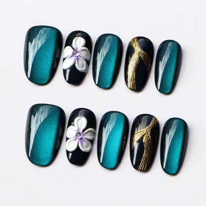 Dekorative Nagelkunst