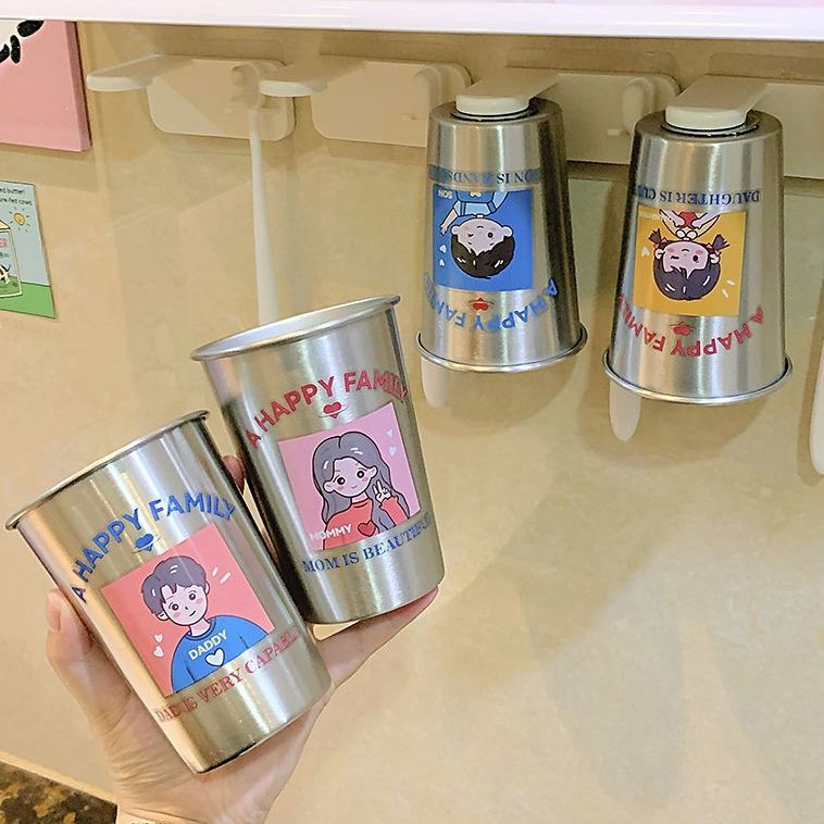 Wandmontierte Tasse mit Verspieltem Design Brehn