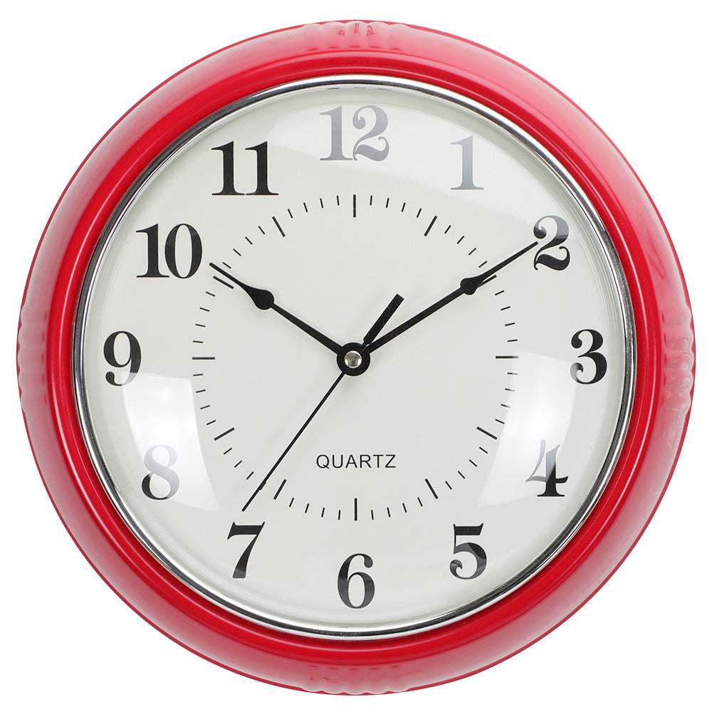 Wanduhr im eleganten Minimalismus Brehn