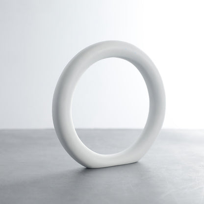 Moderne Minimalistische Dekorative Ring Skulptur