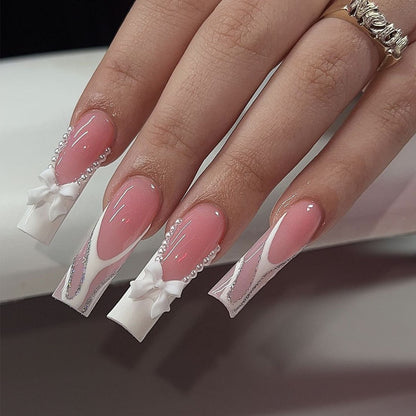 Lange elegante Nagelkunst Brehn
