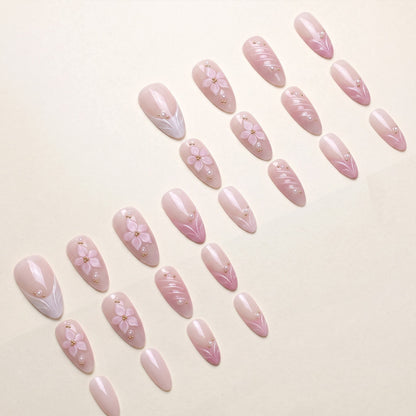 Dekorative Nagelkunst
