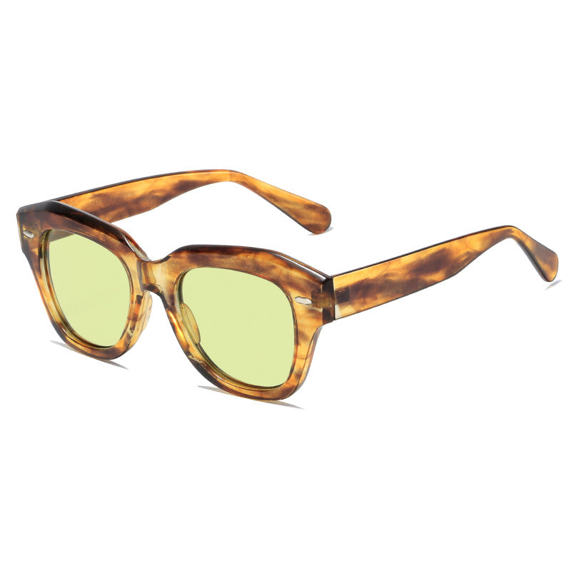 Damen stylische Sonnenbrille im modernen Design mit transparentem Rahmen Brehn