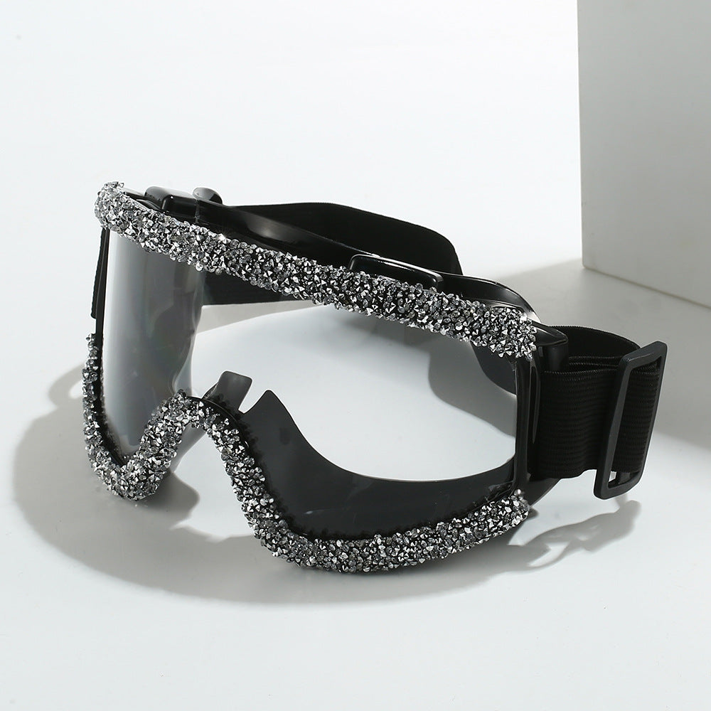 Damen Glamouröse Skibrille mit funkelndem Schmuckrahmen Brehn