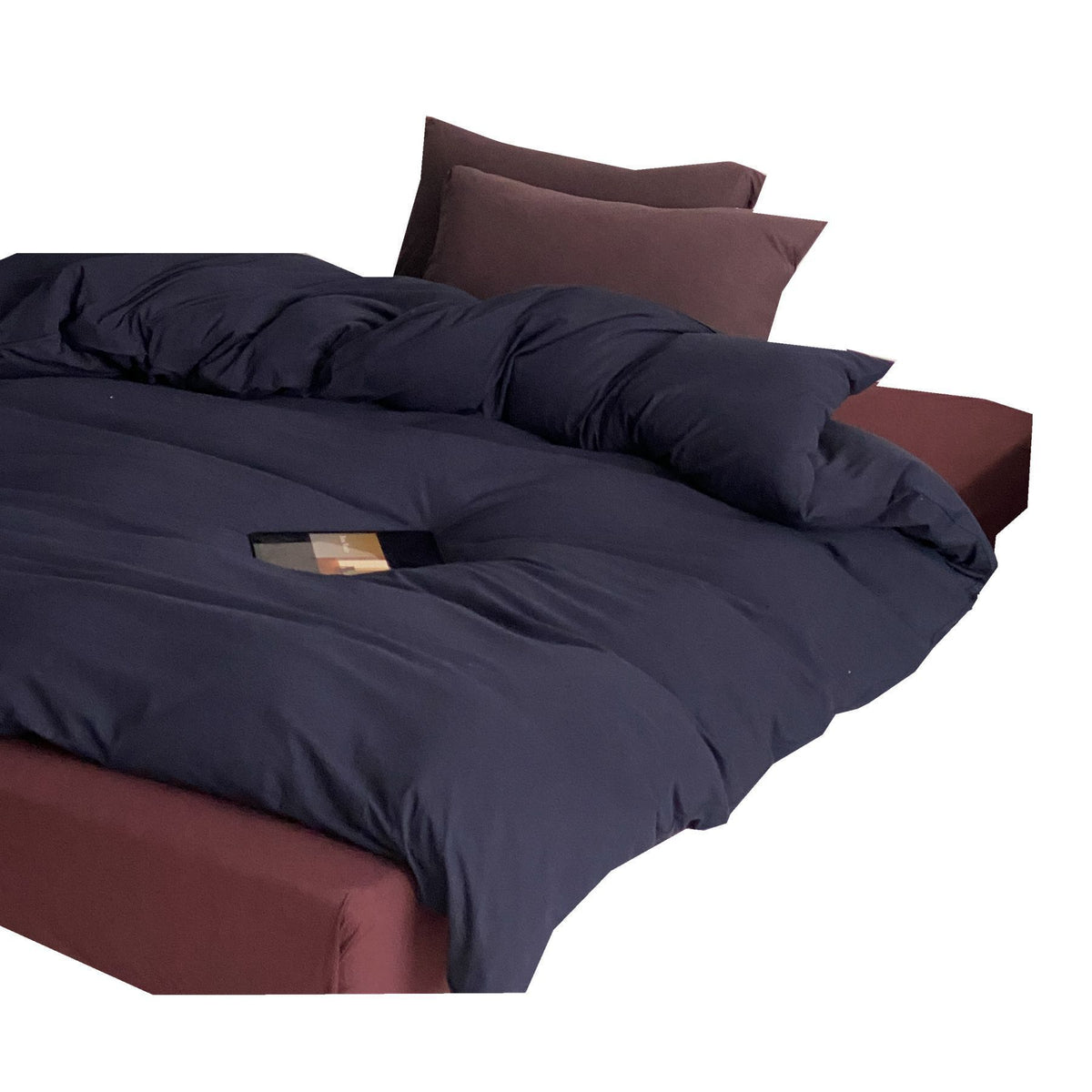 Ganzjahres-Steppbett und Spannbetttuch-Set aus atmungsaktiver Mikrofaser