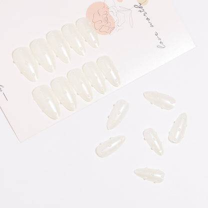 Premium Perlenverzierte Stiletto Press-On Nägel Brehn