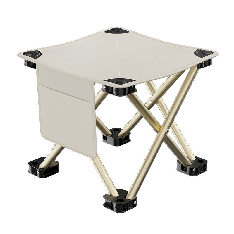Klappbarer Campingtisch Mit Stabiler Konstruktion Und Tragbarem Design Brehn