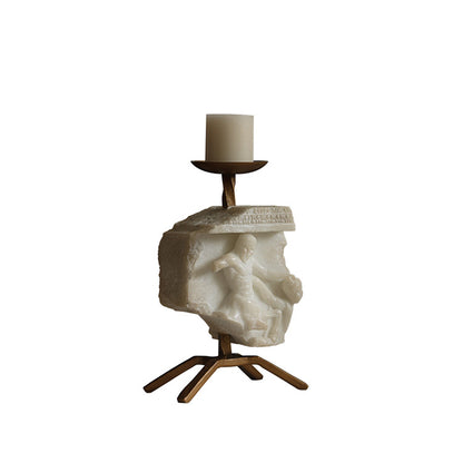 Skulpturaler Kerzenhalter