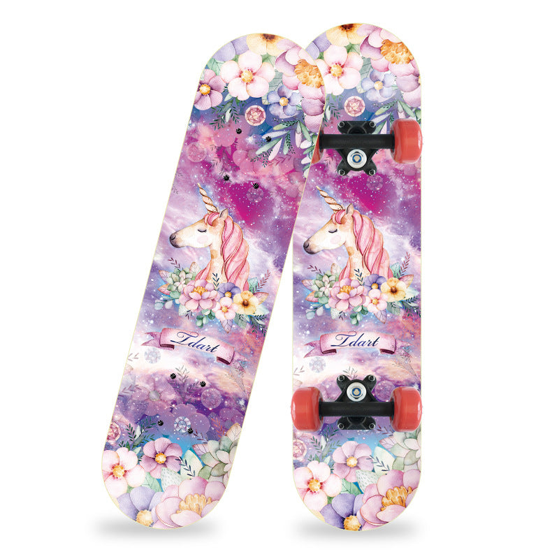 Cartoon-inspirierte Mini-Skateboard Brehn
