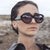 Damen modische Sonnenbrille mit einzigartigem, eckigem Rahmen Brehn