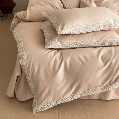 Luxuriöses Satin-Bettwäsche-Set mit feiner Spitzenkante