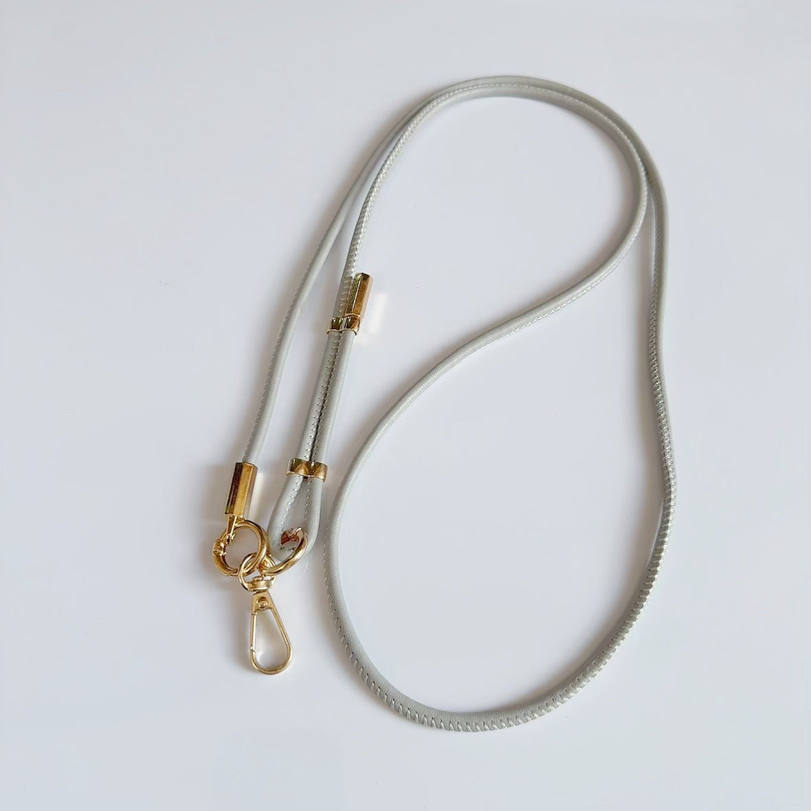 Verstellbares Multi-Use Lanyard mit dualen Clips Brehn