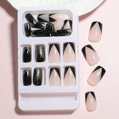 Elegantes Press-On Nagelkunstset mit geometrischem Design Brehn