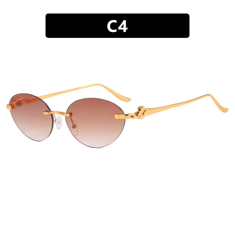 Damen runde Sonnenbrille mit elegantem, halbtransparentem Rahmen und modischen Details Brehn