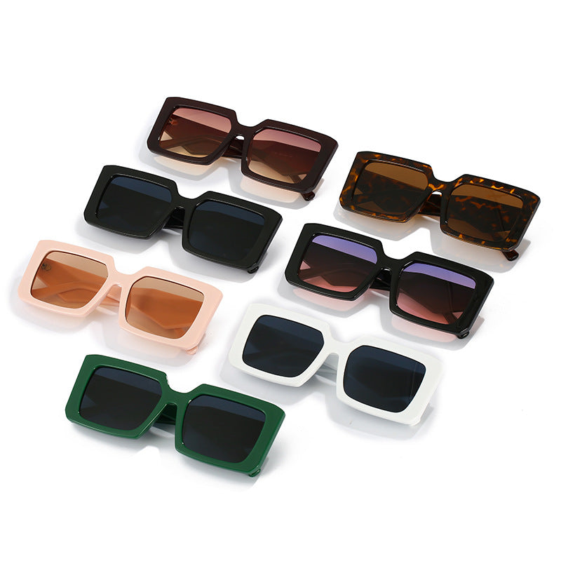 Damen Geometrische Sonnenbrille mit breitem Rahmen Brehn