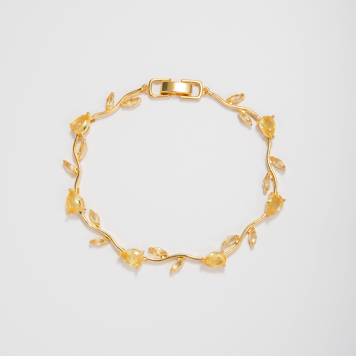 Elegante florale Design-Aussage-Armband Brehn