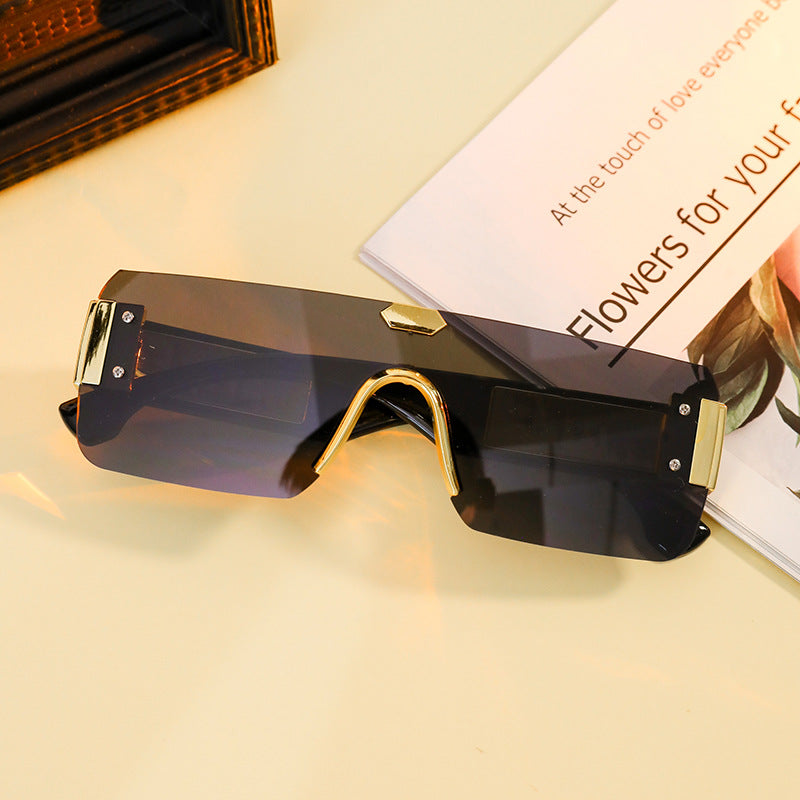 Damen geometrische Statement-Sonnenbrille Brehn