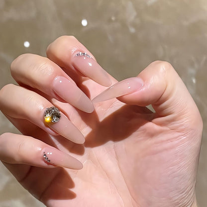 Thematische Nagelkunst Press-On Nägel mit süßen Charakter- und Schleifendesigns Brehn