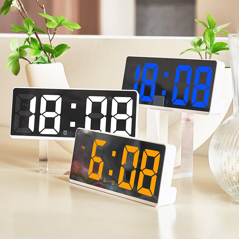 Digitale Wanduhr Brehn
