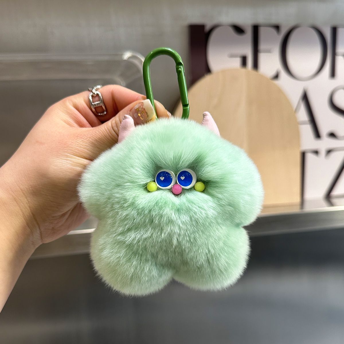 Flauschige Charakter Schlüsselanhänger Charm Brehn