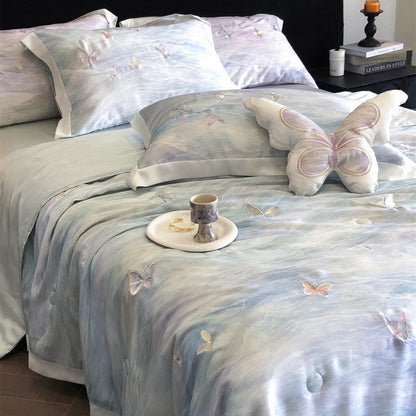 Luxuriöses Satin-Bettwäscheset mit Schmetterlings-Stickerei und Zierkissen